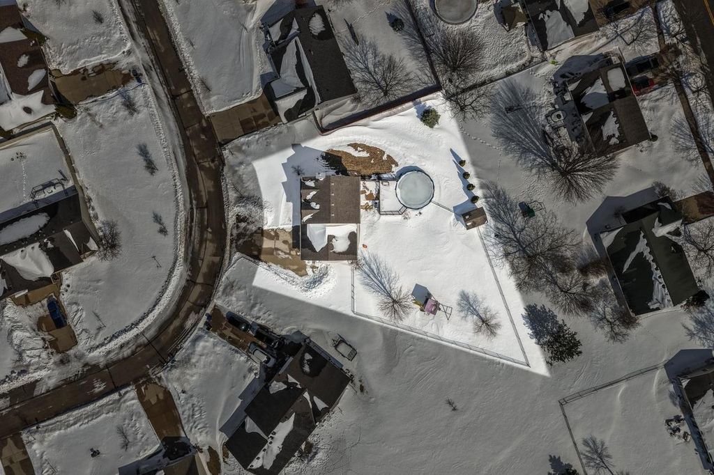 Photo of 623 Summer Winds DRIVE, Green Bay, WI 54311 (MLS # 50322481)