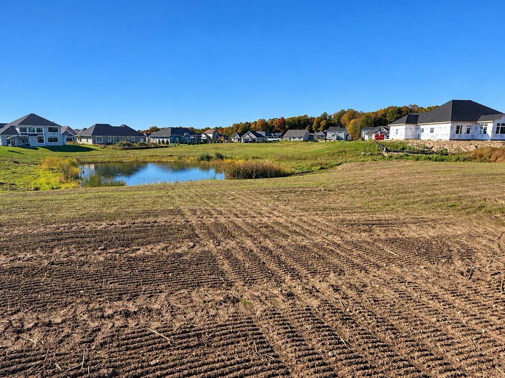 Photo of 1019 Pleasant Valley ROAD #1020 Candleberry Lan, Grafton, WI 53024 (MLS # 1984416)