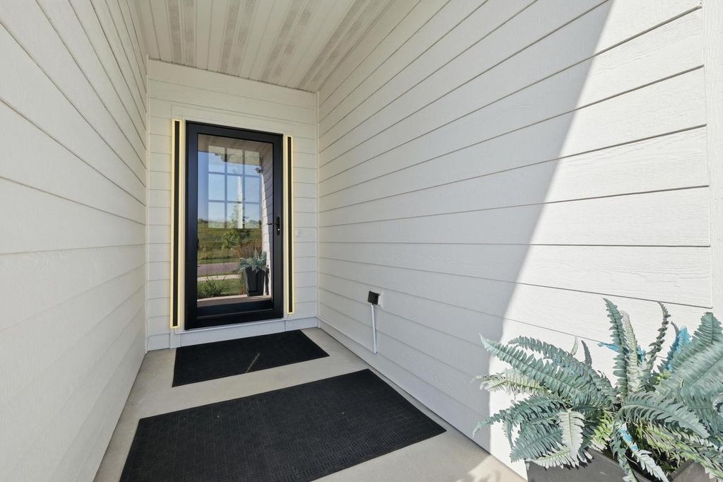 Photo of 413 Gunderson DRIVE, Portage, WI 53901 (MLS # 2027493)