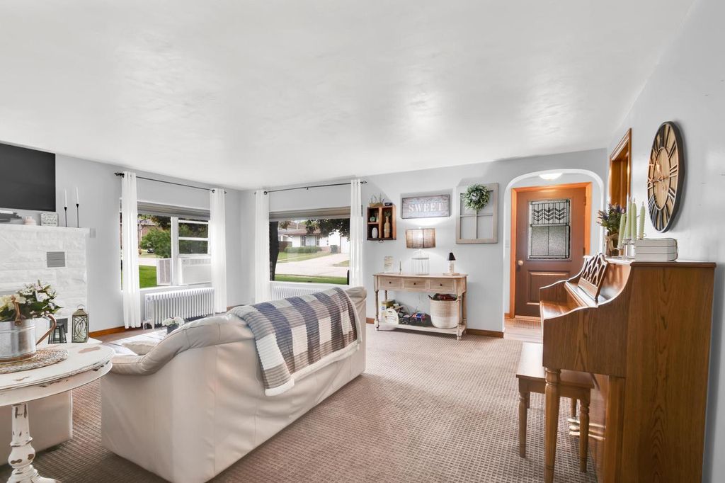 Photo of 1713 Taylor LANE, West Bend, WI 53090 (MLS # 1964453)