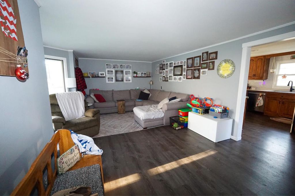 Photo of W4986 Hwy 10, Menasha, WI 54952 (MLS # 50323876)