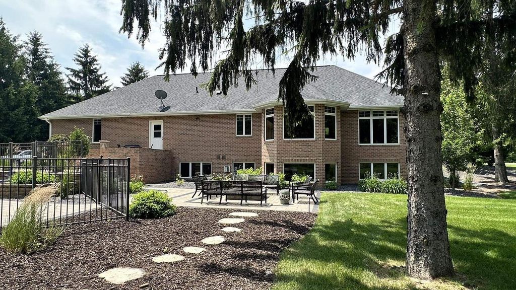 Photo of 4536 Valhalla ROAD, New Franken, WI 54229 (MLS # 50328780)