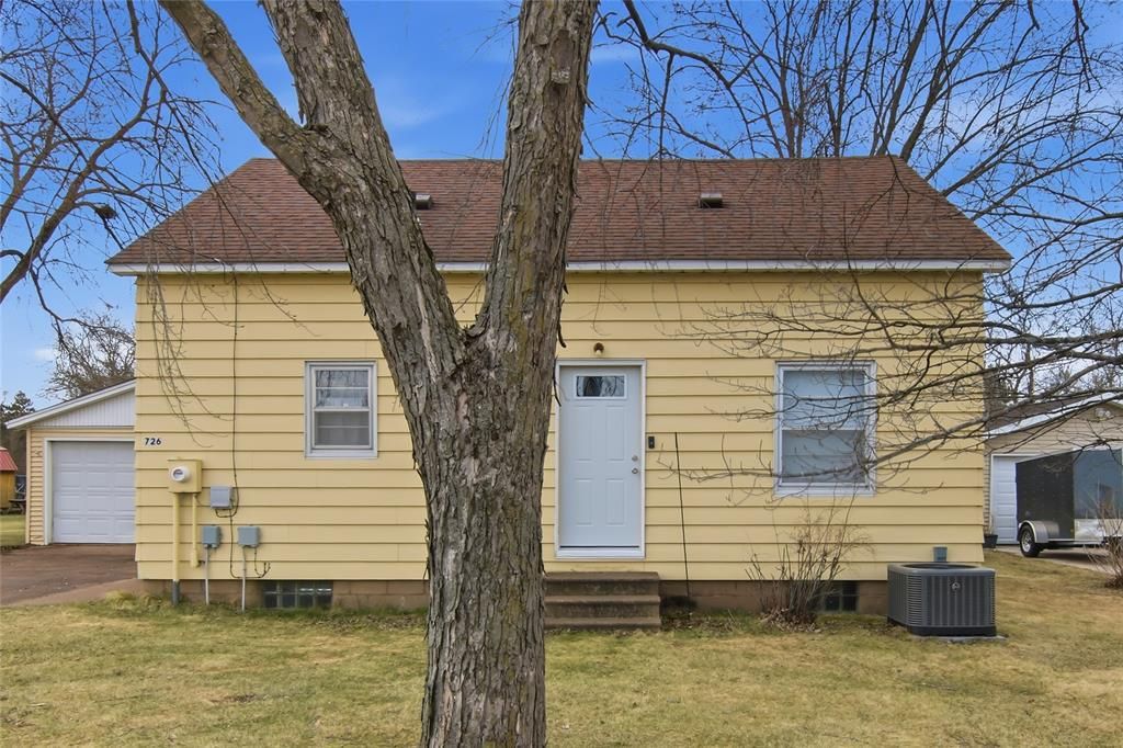 Photo of 726 Herbert STREET, Chippewa Falls, WI 54729 (MLS # 1599412)