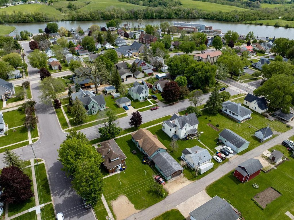 Photo of 647 Pine AVENUE, Hillsboro, WI 54634 (MLS # 2023668)
