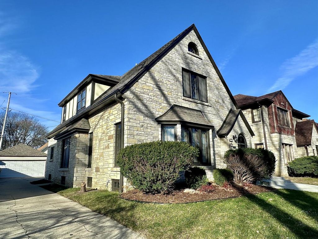 Photo of 3125 N 48th STREET #3127, Milwaukee, WI 53216 (MLS # 1945162)