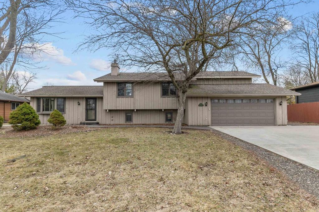 Photo of 1268 Mayer STREET, Menasha, WI 54952 (MLS # 50323184)