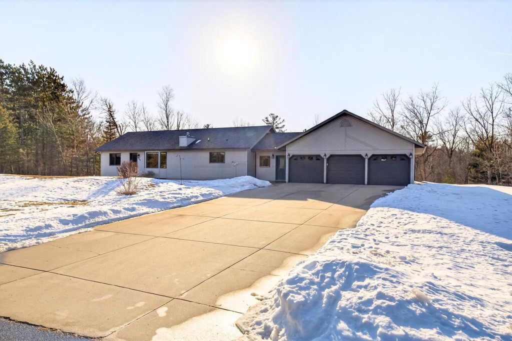 Photo of 440 Aarons LANE, Nekoosa, WI 54457 (MLS # 22600654)