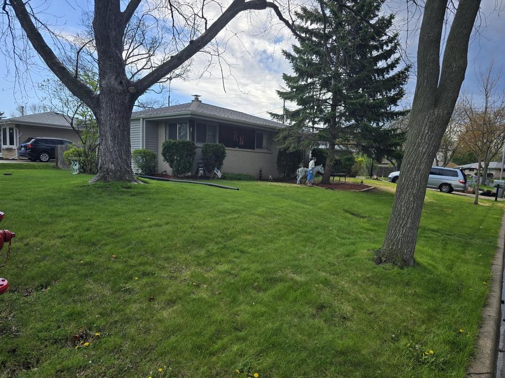 Photo of 3838 W Birchwood AVENUE, Milwaukee, WI 53221 (MLS # 1958846)