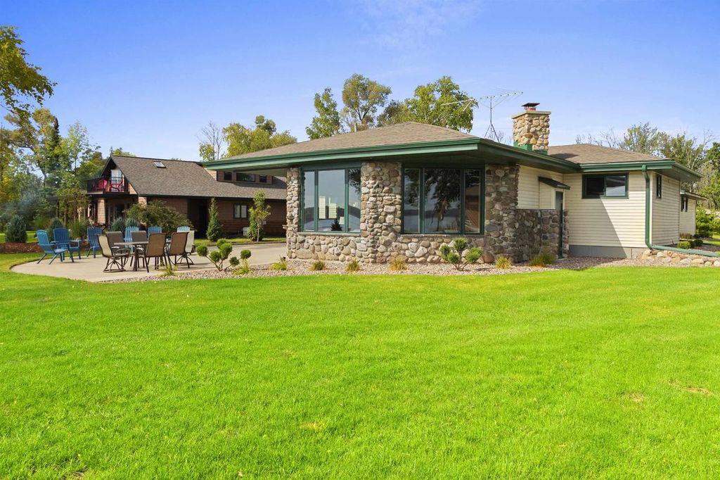 Photo of N8070 Tipperary LANE, Crivitz, WI 54114 (MLS # 50324297)