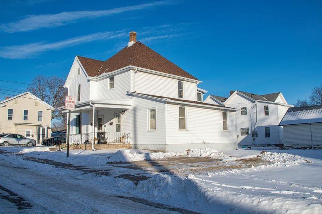 Photo of 285 N Bonson STREET, Platteville, WI 53818 (MLS # 2015479)