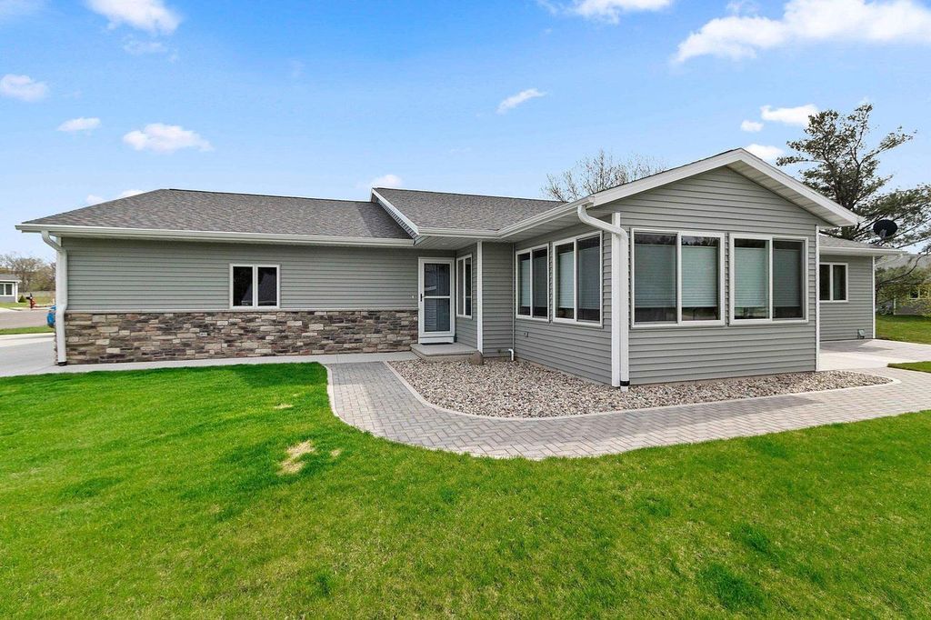 Photo of 1642 Balsam COURT, Shawano, WI 54166 (MLS # 50324839)