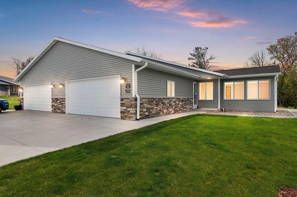 Photo of 1642 Balsam COURT, Shawano, WI 54166 (MLS # 50324839)
