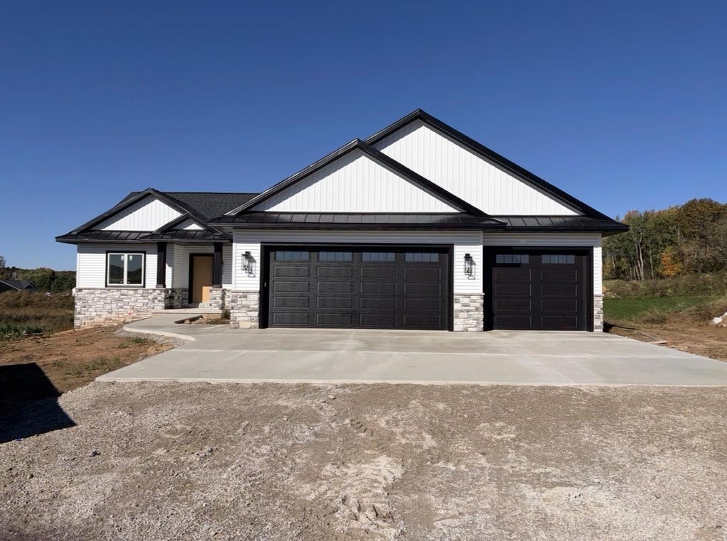Photo of 3664 Evelyn Rose LANE, Suamico, WI 54313 (MLS # 50334693)