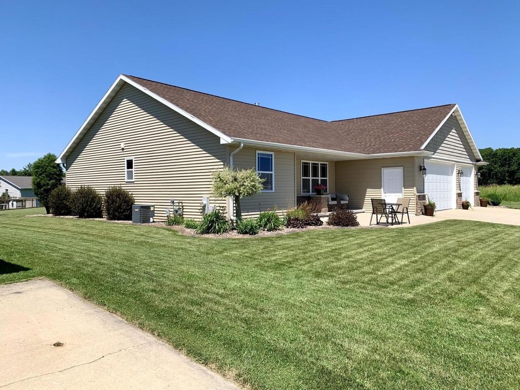 Photo of 461 Danish WAY, Denmark, WI 54208 (MLS # 50329318)