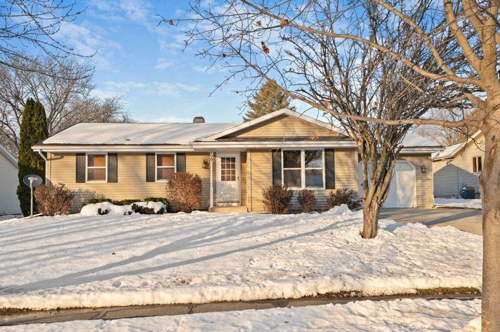 Photo of 700 Shu Lar LANE, Clinton, WI 53525 (MLS # 2013802)