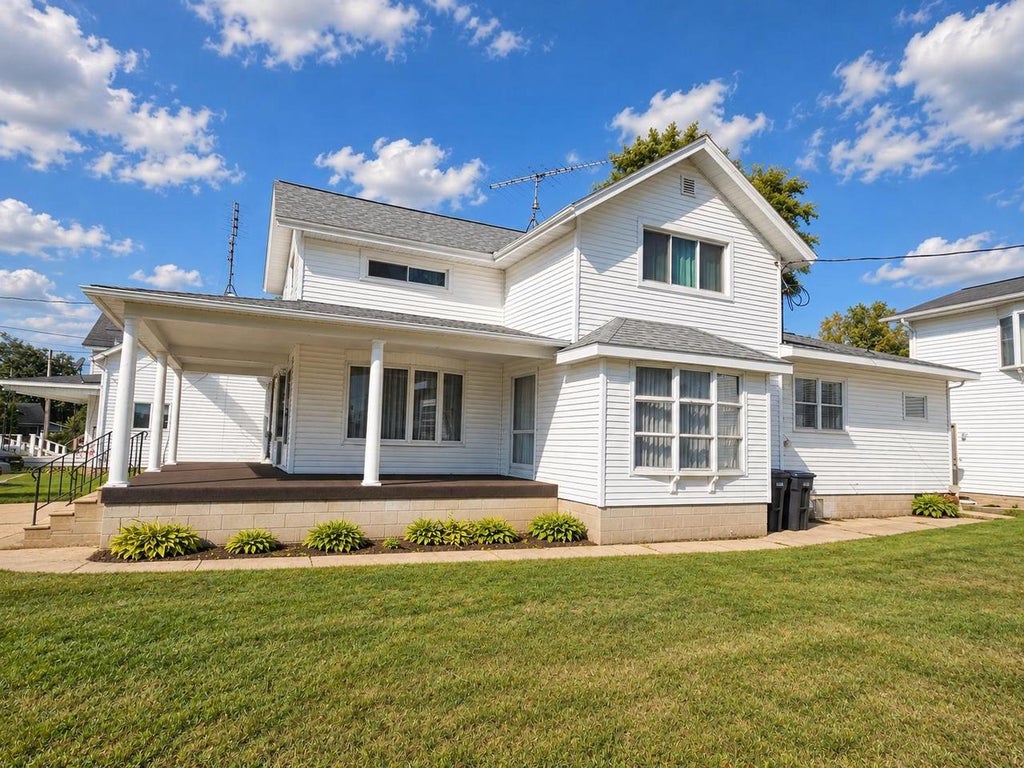 Photo of 304 Harvard STREET, Princeton, WI 54968 (MLS # 2034456)