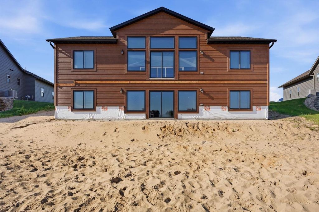 Photo of W5772 Island View DRIVE, New Lisbon, WI 53950 (MLS # 2024140)