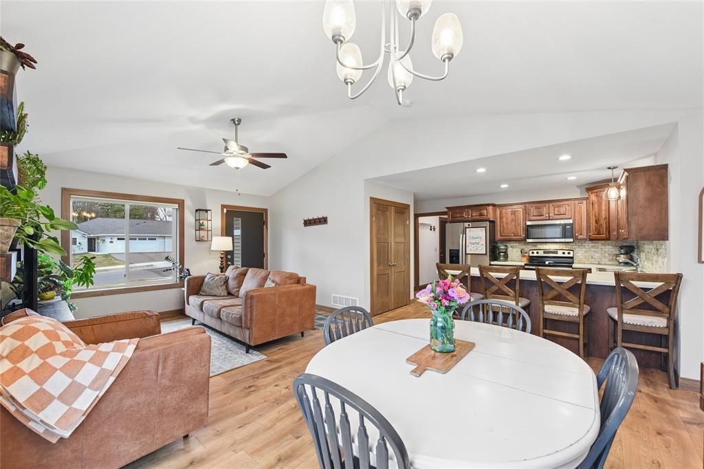 Photo of 1352 Juniper PLACE, Eau Claire, WI 54703 (MLS # 1599653)