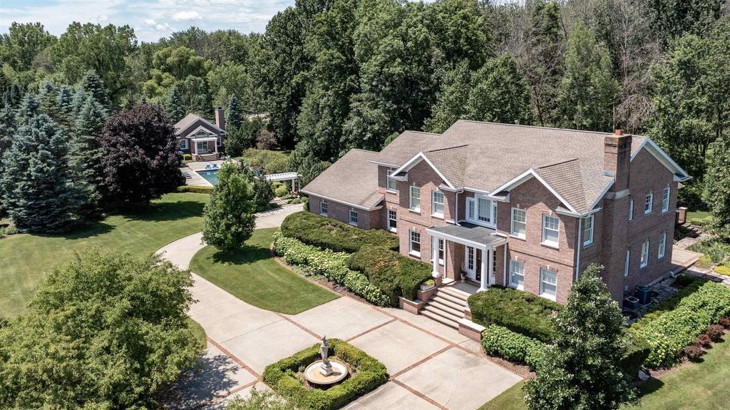 Photo of W9258 Lamise WAY, Hortonville, WI 54944 (MLS # 50319973)