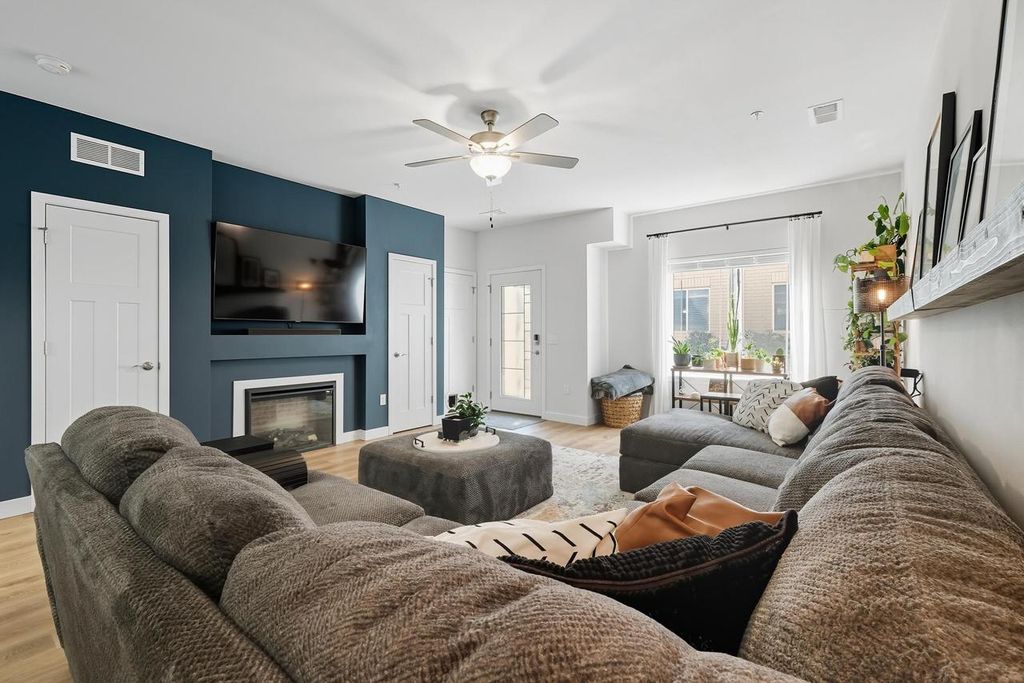 Photo of 1703 N Windsor AVENUE, Cottage Grove, WI 53527 (MLS # 2010108)