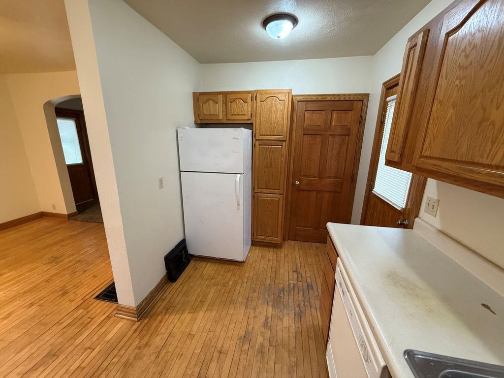 Photo of 56 E 12th STREET, Clintonville, WI 54929 (MLS # 50317046)