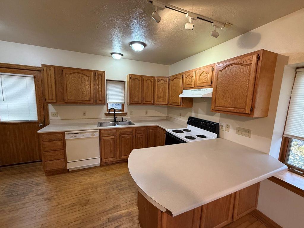 Photo of 56 E 12th STREET, Clintonville, WI 54929 (MLS # 50317046)