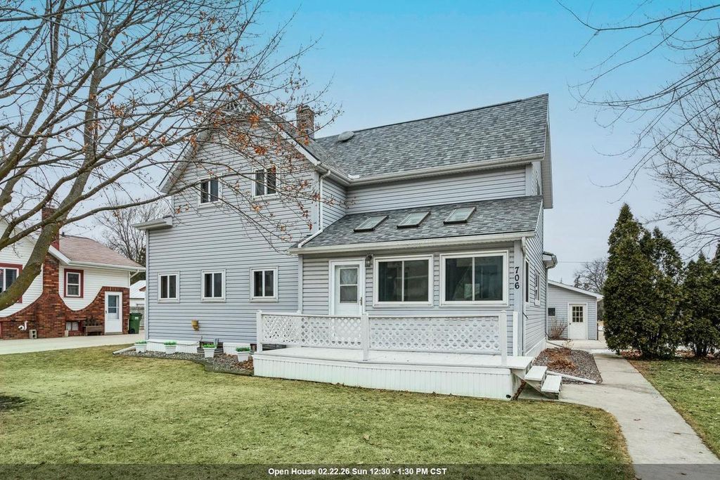 Photo of 706 Manitowoc STREET, Reedsville, WI 54230 (MLS # 50321196)