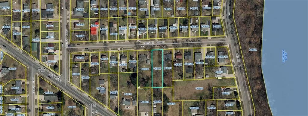 Photo of 405 Long St, Eau Claire, WI 54703 (MLS # 1599025)