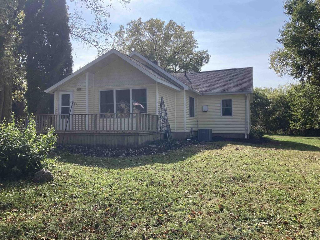 Photo of 6323 Portage ROAD, Deforest, WI 53532 (MLS # 2009089)