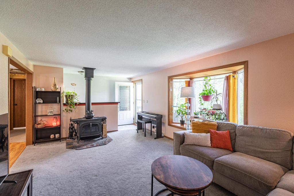 Photo of S3532 Chicken Valley ROAD, Fountain City, WI 54629 (MLS # 1961253)