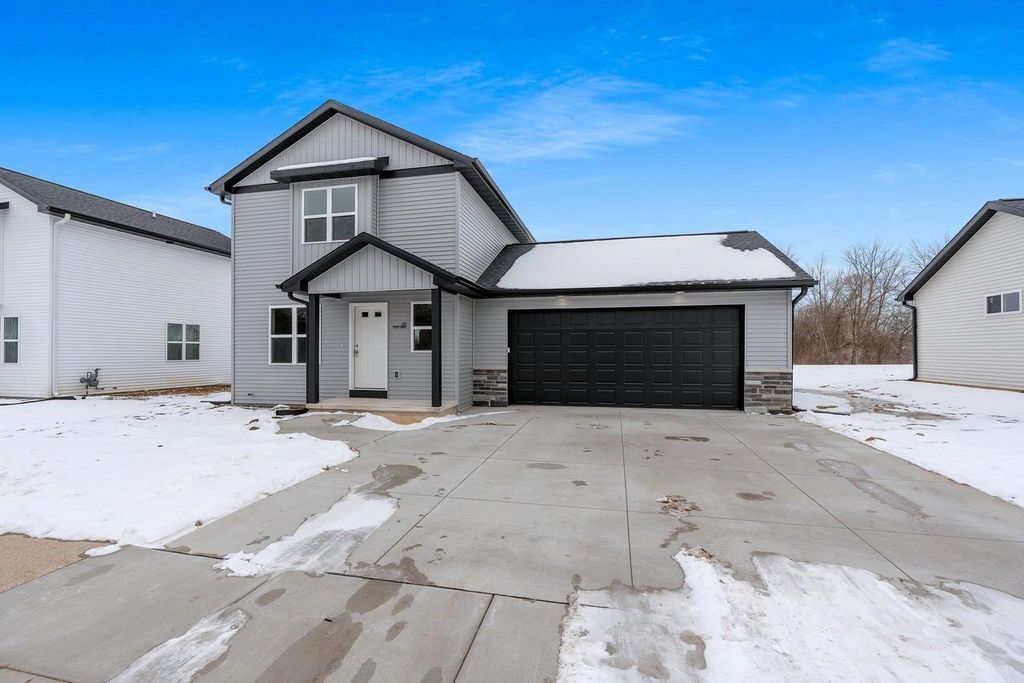 Photo of 431 Scott STREET, Ripon, WI 54971 (MLS # 50321058)