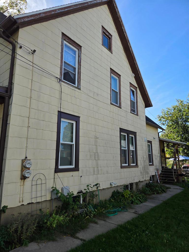 Photo of 317 Monroe STREET, Fort Atkinson, WI 53538 (MLS # 2034804)