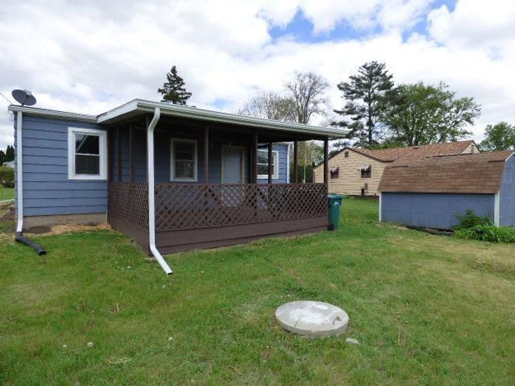 Photo of 2448 W Forest AVENUE, Beloit, WI 53511 (MLS # 2022641)