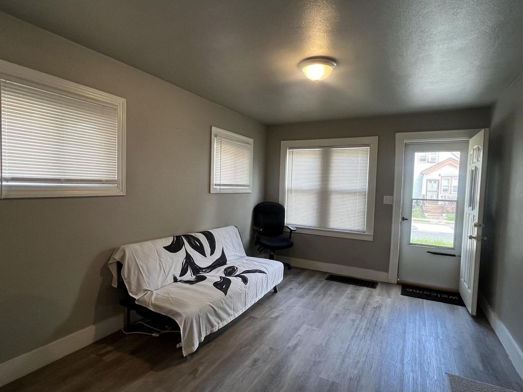 Photo of 4233 W Sieben PLACE, Milwaukee, WI 53216 (MLS # 1936496)