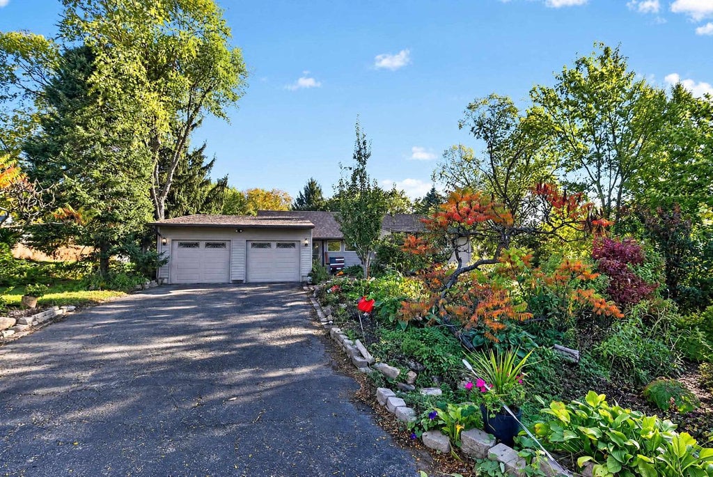 Photo of 1426 RAVENOAKS TRAIL, Oregon, WI 53575 (MLS # 2034630)