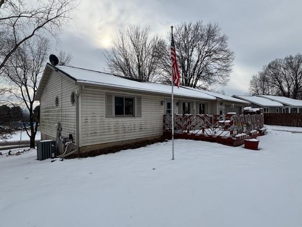 Photo of 859 Highland AVENUE, Mondovi, WI 54755 (MLS # 1597789)