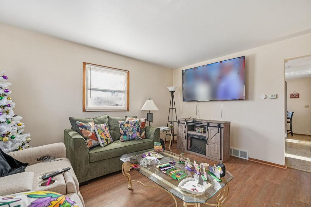 Photo of 4911 N 105th STREET #4913, Milwaukee, WI 53225 (MLS # 1947678)