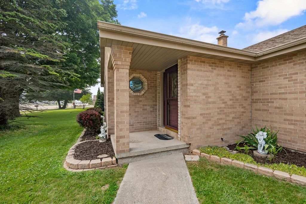 Photo of 1415 Ellis STREET, Kewaunee, WI 54216 (MLS # 50329398)