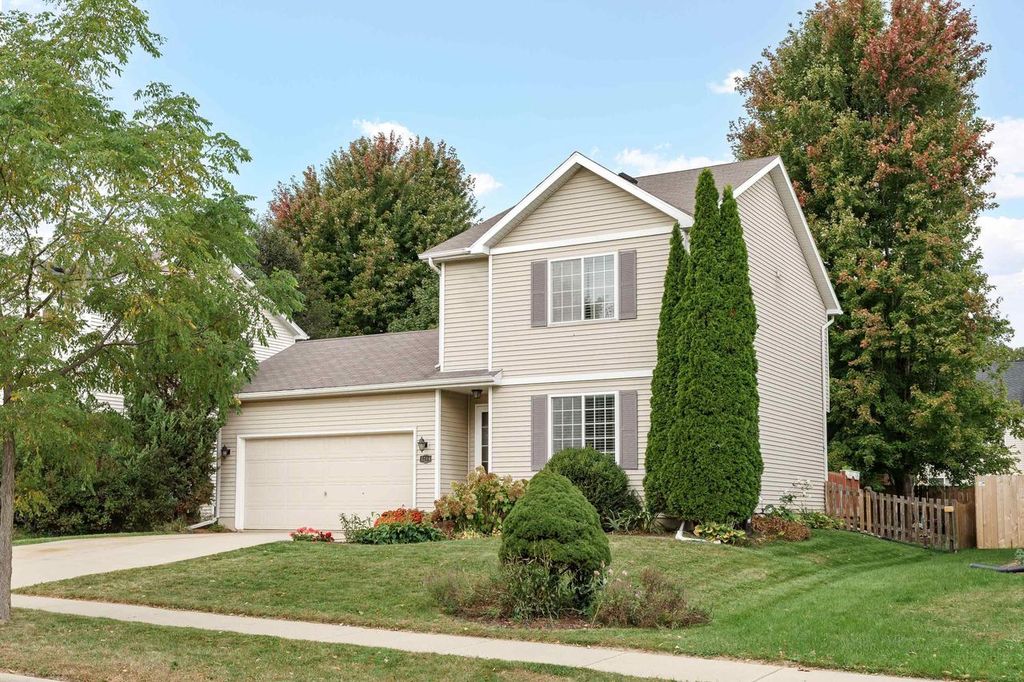 Photo of 5214 Esker DRIVE, Madison, WI 53704 (MLS # 2009186)