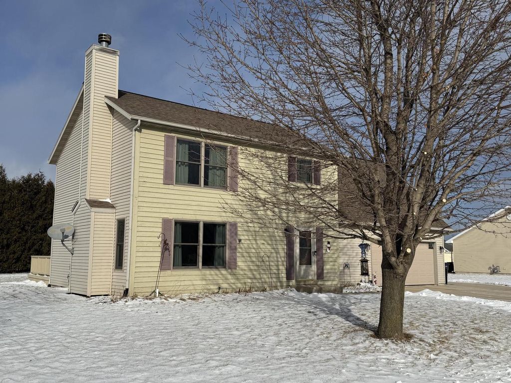 Photo of 416 Hickory STREET, Belgium, WI 53004 (MLS # 1948235)