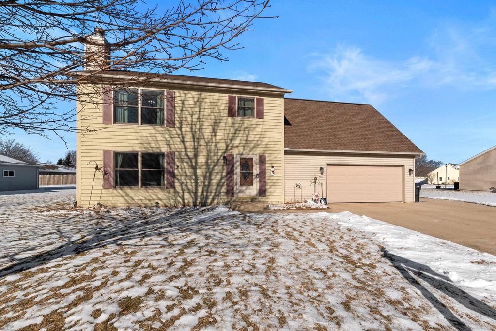 Photo of 416 Hickory STREET, Belgium, WI 53004 (MLS # 1948235)