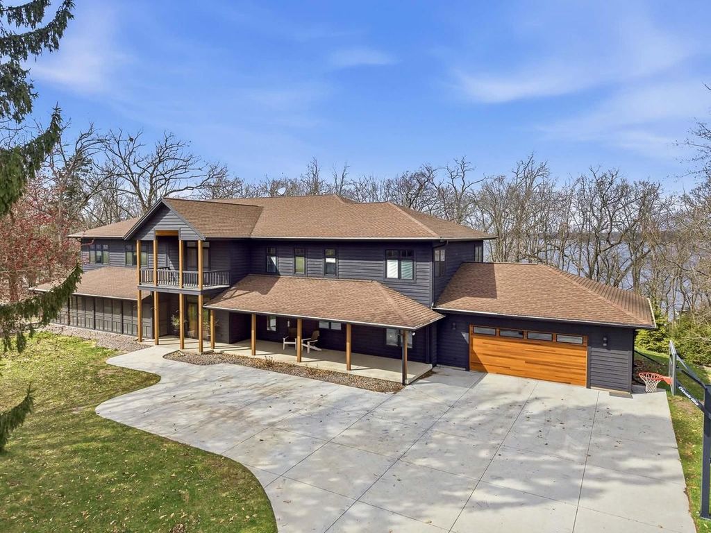 Photo of W1484 Spring Grove ROAD, Ripon, WI 54971 (MLS # 2021021)