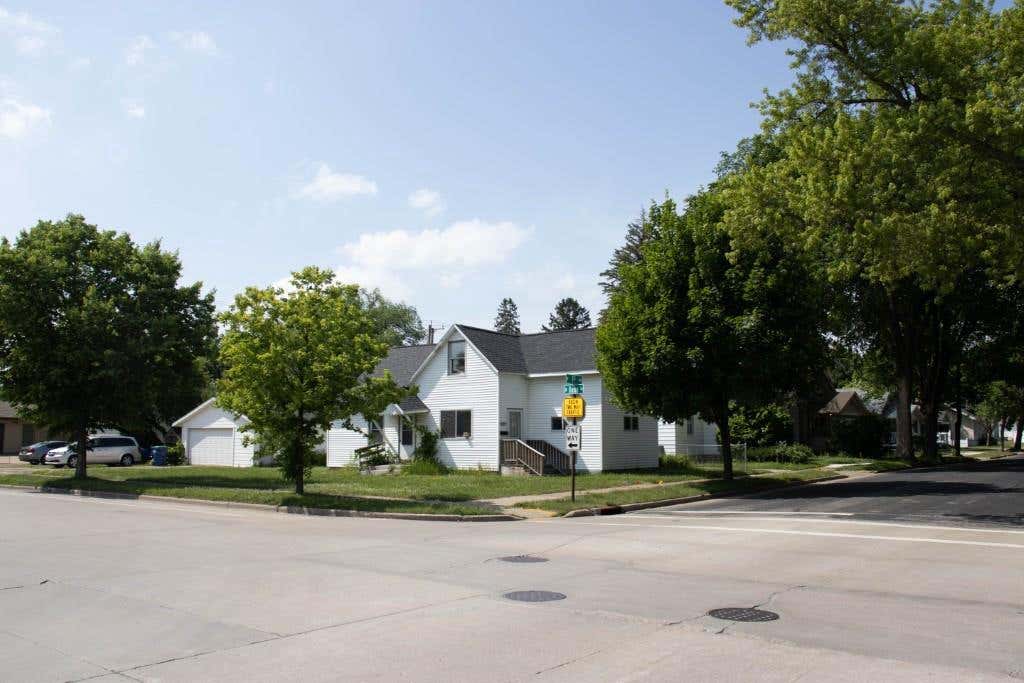 Photo of 1002 N 1st AVENUE, Wausau, WI 54401 (MLS # 22603071)