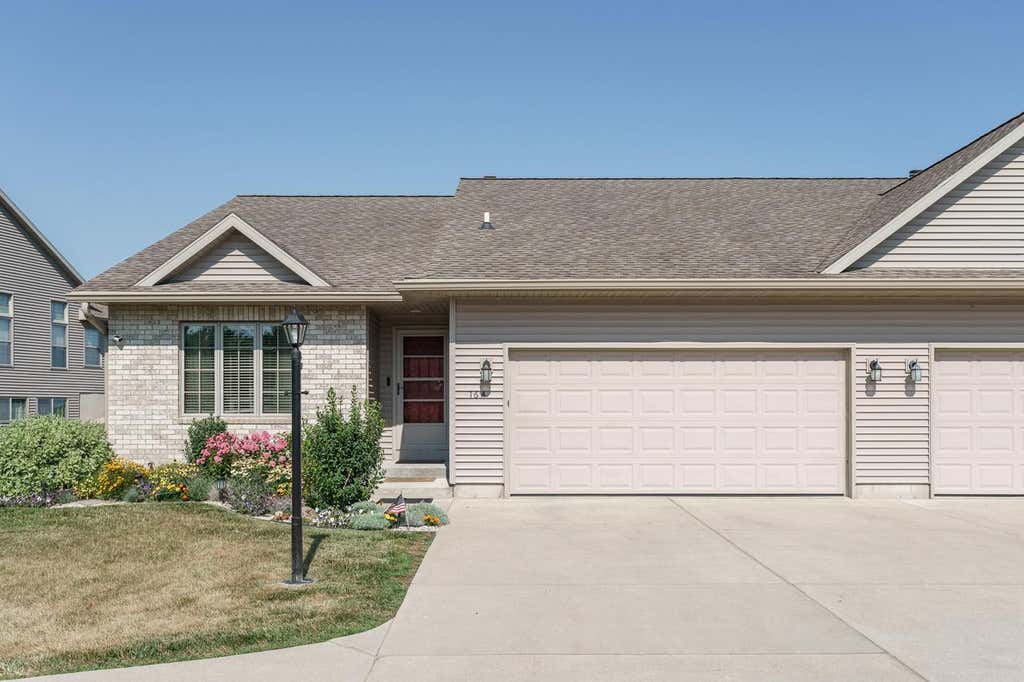 Photo of W5572 County Road CW #16A, Watertown, WI 53098 (MLS # 1973958)