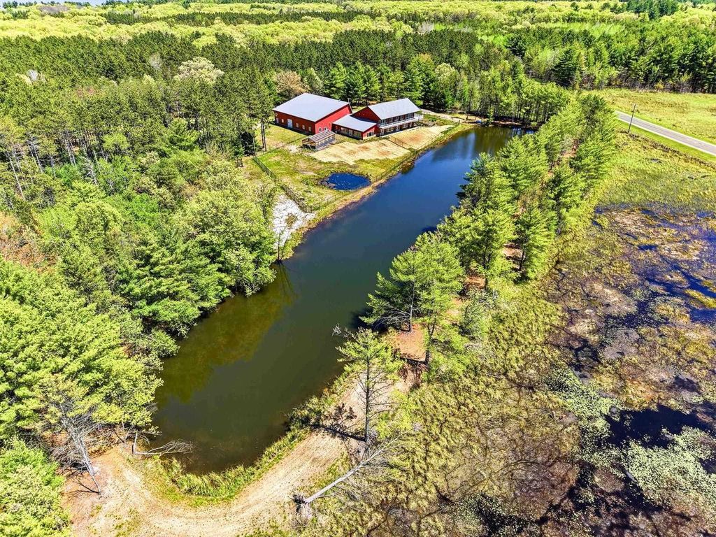 Photo of W5120 County Road G, Mauston, WI 53948 (MLS # 2023503)
