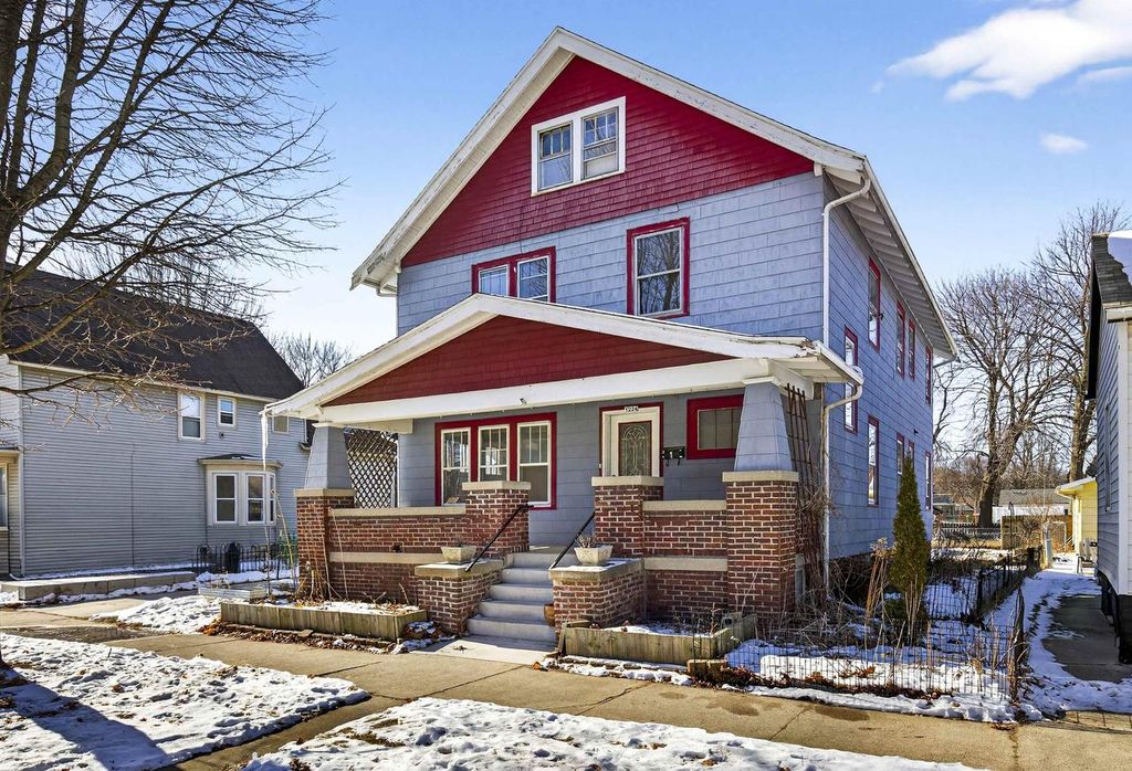 Photo of 1224 S 9th STREET, Sheboygan, WI 53081 (MLS # 50320699)