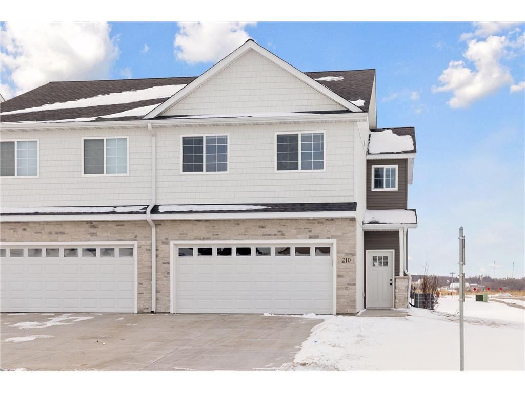 Photo of 628 Franklin STREET, Roberts, WI 54023 (MLS # 6823861)