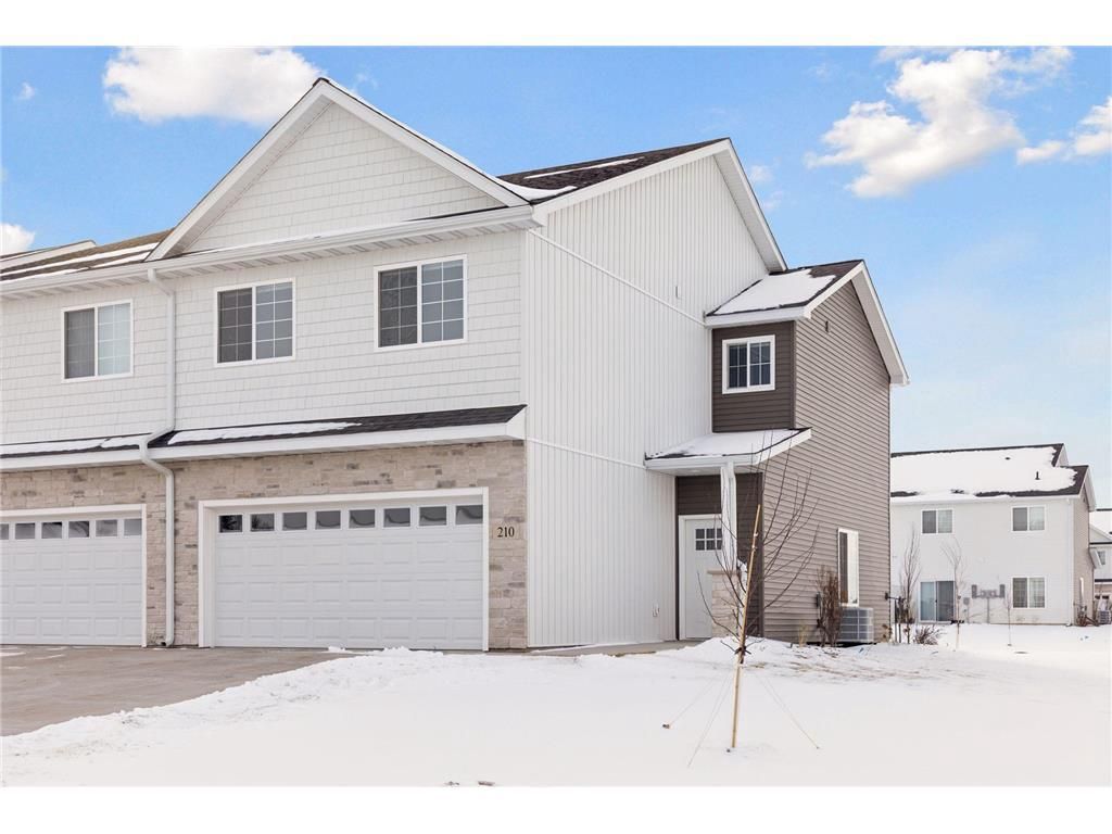 Photo of 628 Franklin STREET, Roberts, WI 54023 (MLS # 6823861)