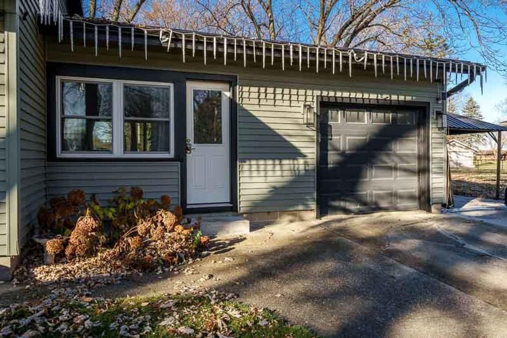 Photo of 8930 S Creek ROAD, Beloit, WI 53511 (MLS # 2013074)