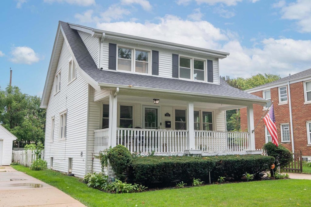 Photo of 2924 N 74th STREET, Milwaukee, WI 53210 (MLS # 1979642)